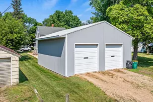 418 N Hubert St, Ivanhoe, MN 56142 - Photo 36