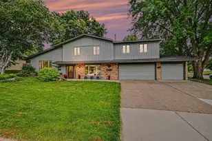 6080 134th St W, Apple Valley, MN 55124 - Photo 1