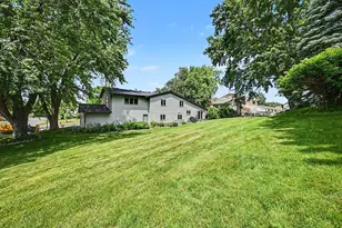 6080 134th St W, Apple Valley, MN 55124 - Photo 4