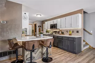 317 Creekside Dr, Buffalo, MN 55313 - Photo 6