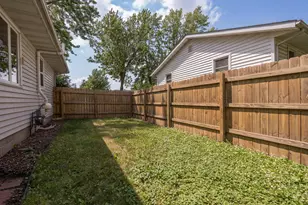 300 E Raven St, Belle Plaine, MN 56011 - Photo 32