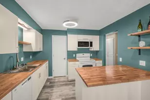 5 Crusader Ave E, West Saint Paul, MN 55118 - Photo 10
