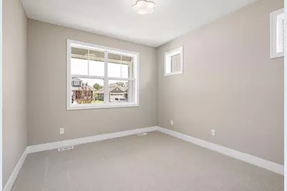4747 Lawndale Court N, Plymouth, MN 55446 - Photo 22