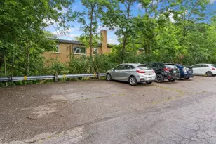 656 Ashland Ave, Saint Paul, MN 55104 - Photo 14