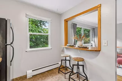 656 Ashland Avenue #7, Saint Paul, MN 55104 - Photo 6