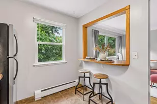 656 Ashland Ave, Saint Paul, MN 55104 - Photo 6