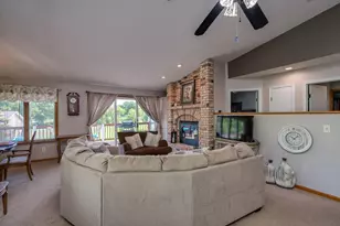 6105 Shamrock Dr, Madison Lake, MN 56063 - Photo 6