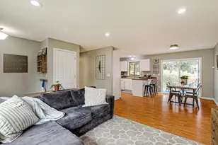7572 Carillon Plaza W, Woodbury, MN 55125 - Photo 8