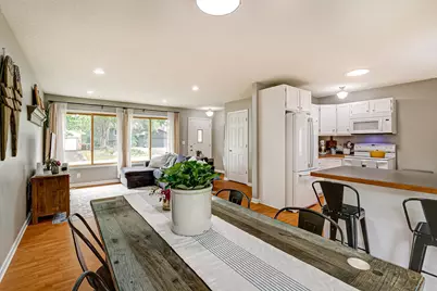 7572 Carillon Plaza W, Woodbury, MN 55125 - Photo 10