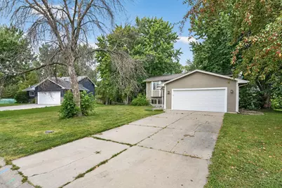 2250 Van Sloun Road, Chaska, MN 55318 - Photo 4