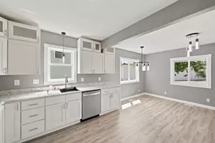 303 W Baker St, Arlington, MN 55307 - Photo 18
