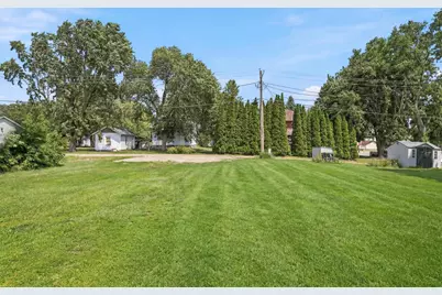 303 W Baker Street, Arlington, MN 55307 - Photo 34
