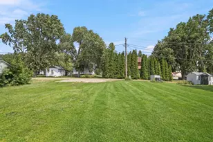 303 W Baker St, Arlington, MN 55307 - Photo 34
