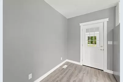 303 W Baker Street, Arlington, MN 55307 - Photo 20