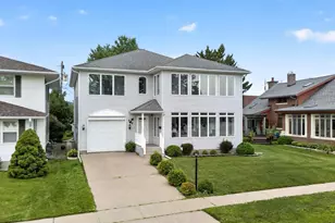 118 Lawrence Blvd E, Wabasha, MN 55981 - Photo 2