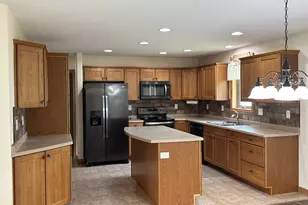 317 Oak Hills Dr, Detroit Lakes, MN 56501 - Photo 6