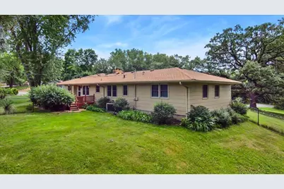 2300 Oakwood Drive, Burnsville, MN 55306 - Photo 22