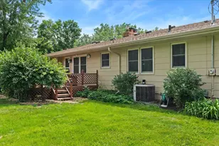 2300 Oakwood Dr, Burnsville, MN 55306 - Photo 44
