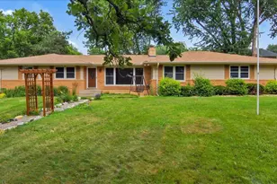 2300 Oakwood Dr, Burnsville, MN 55306 - Photo 60
