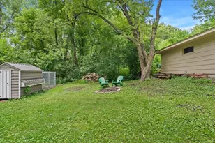 2300 Oakwood Dr, Burnsville, MN 55306 - Photo 26