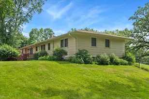2300 Oakwood Dr, Burnsville, MN 55306 - Photo 74