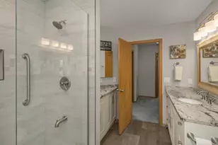10664 Ironwood Ct, Woodbury, MN 55129 - Photo 24