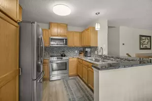 10664 Ironwood Ct, Woodbury, MN 55129 - Photo 14