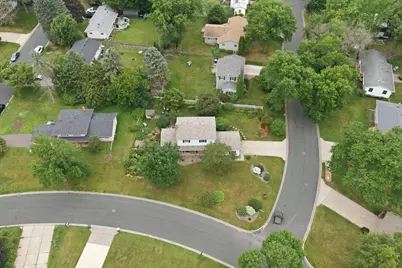 2623 Riviera Drive N, White Bear Lake, MN 55110 - Photo 2