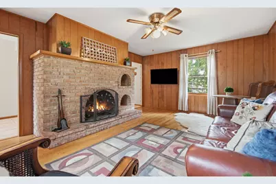 2623 Riviera Drive N, White Bear Lake, MN 55110 - Photo 16