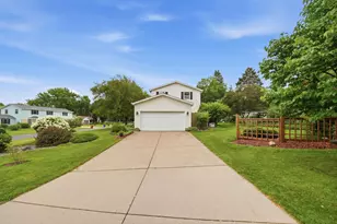2623 Riviera Dr N, White Bear Lake, MN 55110 - Photo 44