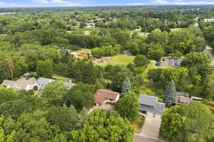 631 Transit Ave W, Roseville, MN 55113 - Photo 34