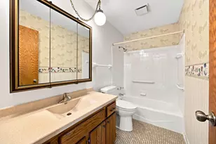 631 Transit Ave W, Roseville, MN 55113 - Photo 14