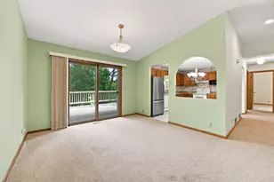 631 Transit Ave W, Roseville, MN 55113 - Photo 8