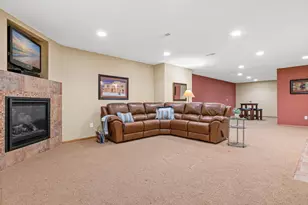 702 Crescent Curve, White Bear Township, MN 55127 - Photo 20