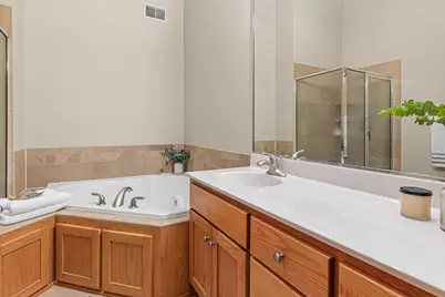 702 Crescent Curve, White Bear Township, MN 55127 - Photo 18