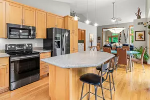 702 Crescent Curve, White Bear Township, MN 55127 - Photo 14