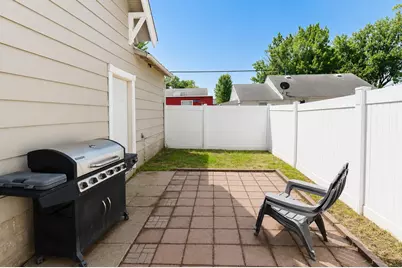 192 Long Street, Mankato, MN 56001 - Photo 22