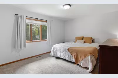 2231 Frank Street, Eau Claire, WI 54703 - Photo 16
