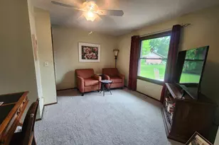 1064 Zanzibar Ln N, Plymouth, MN 55447 - Photo 14