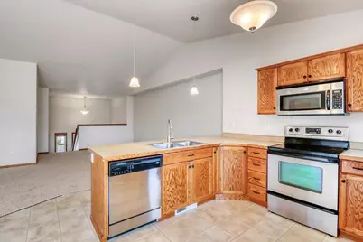 1217 37th Avenue S, Moorhead, MN 56560 - Photo 4