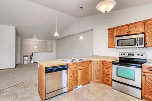 1217 37 Ave S, Moorhead, MN 56560 - Photo 4
