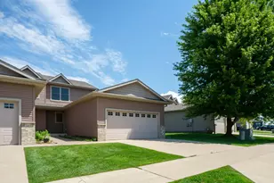 4449 Heritage Pl NW, Rochester, MN 55901 - Photo 2