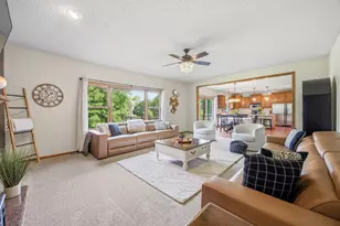 7182 Hidden Valley Pond S, Cottage Grove, MN 55016 - Photo 4
