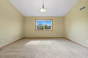 11333 Ivywood Trail, Woodbury, MN 55129 - Photo 20