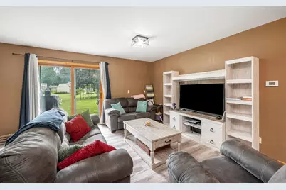 1013 5th Street S, Saint James, MN 56081 - Photo 16