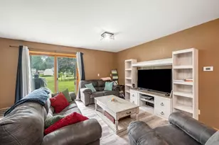 1013 5th St S, Saint James, MN 56081 - Photo 16