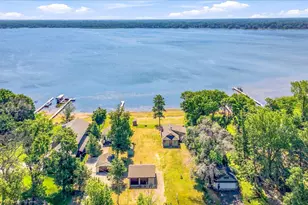 18329 Lakeview Point Dr NE, Wyoming, MN 55092 - Photo 2