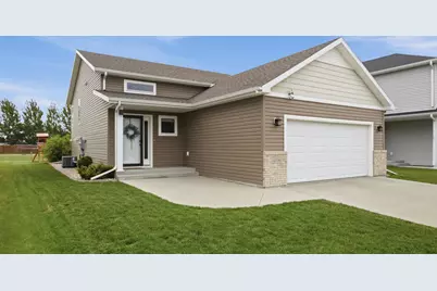 4558 13th Street S, Moorhead, MN 56560 - Photo 2