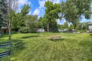 383 Belmont Ln E, Maplewood, MN 55117 - Photo 24
