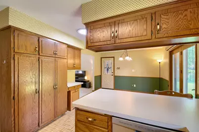 383 Belmont Lane E, Maplewood, MN 55117 - Photo 10